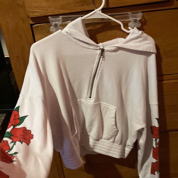 ☆ Cropped Zip Pocket Scrunch Hoodie Sweater ☆ - Picture 1 of 1